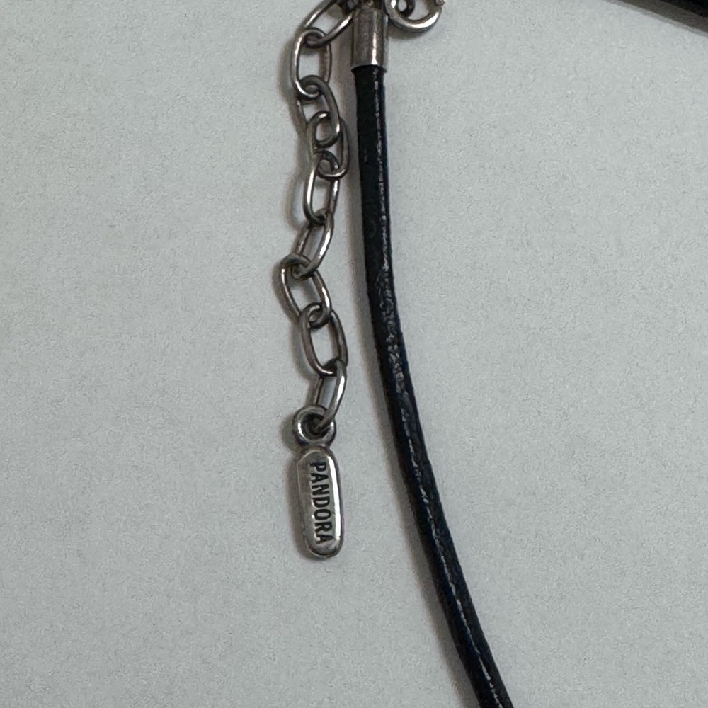 PANDORA Leather Sterling Silver Necklace With Heart Charm - Picture 2 of 6